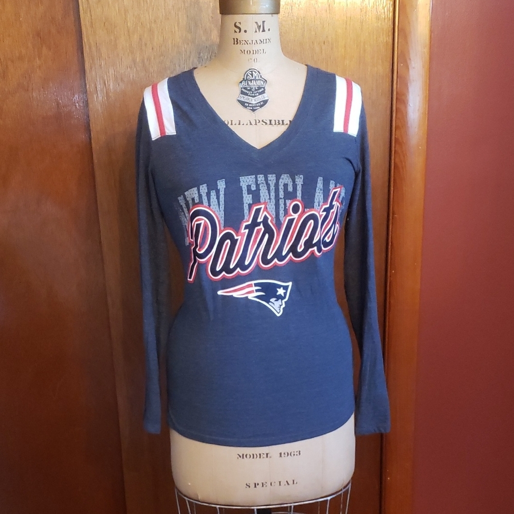 Official NFL Team Apparel Navy Blue Tee with Printed PATRIOTS Logo.